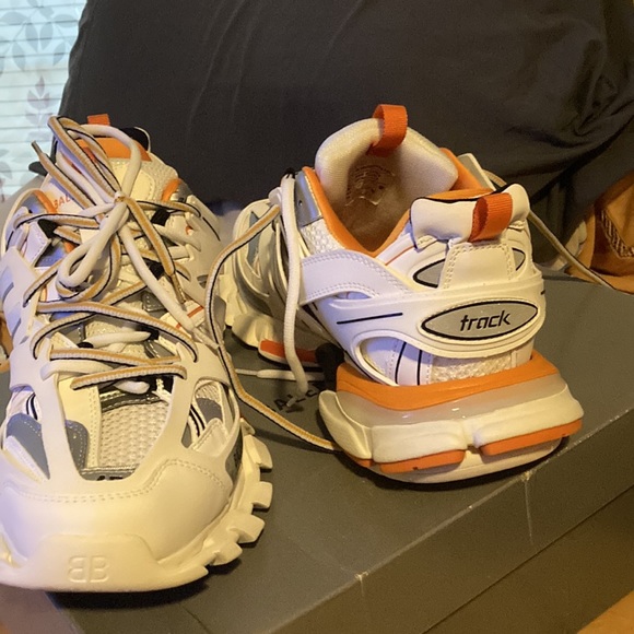 Balenciaga MEN'S TRACK SNEAKER IN WHITE/Orange - Picture 6 of 11
